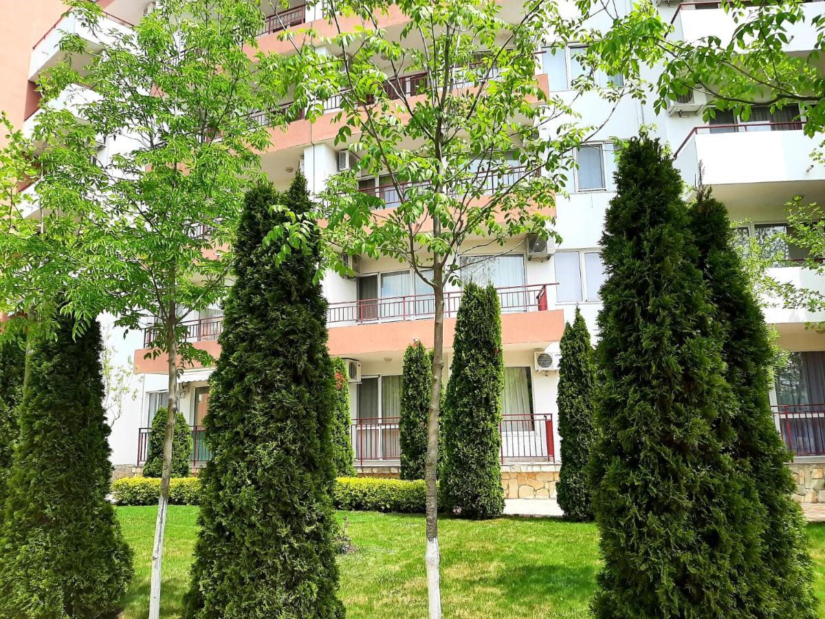 Riviera Fort Beach Apartments By Kalina Resort, Ravda Dış mekan fotoğraf