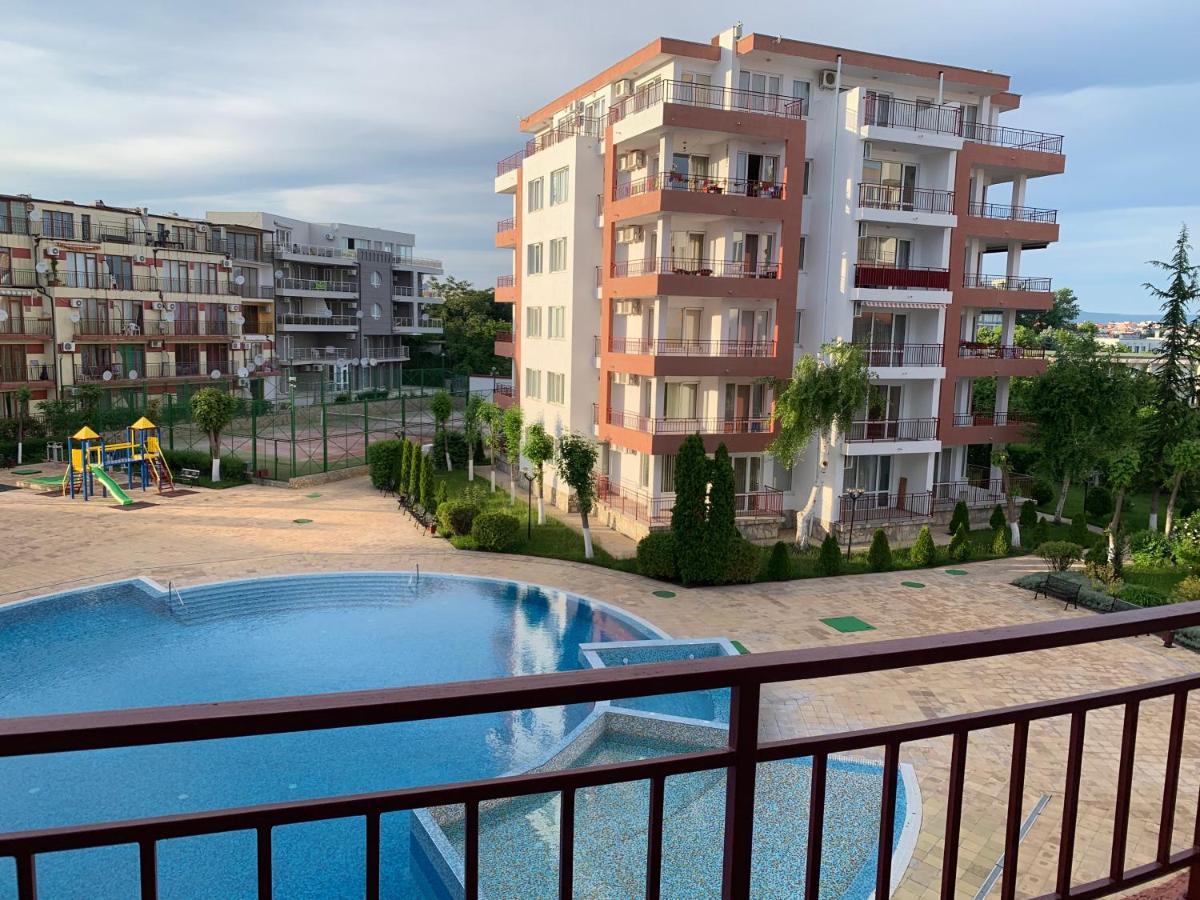 Riviera Fort Beach Apartments By Kalina Resort, Ravda Dış mekan fotoğraf