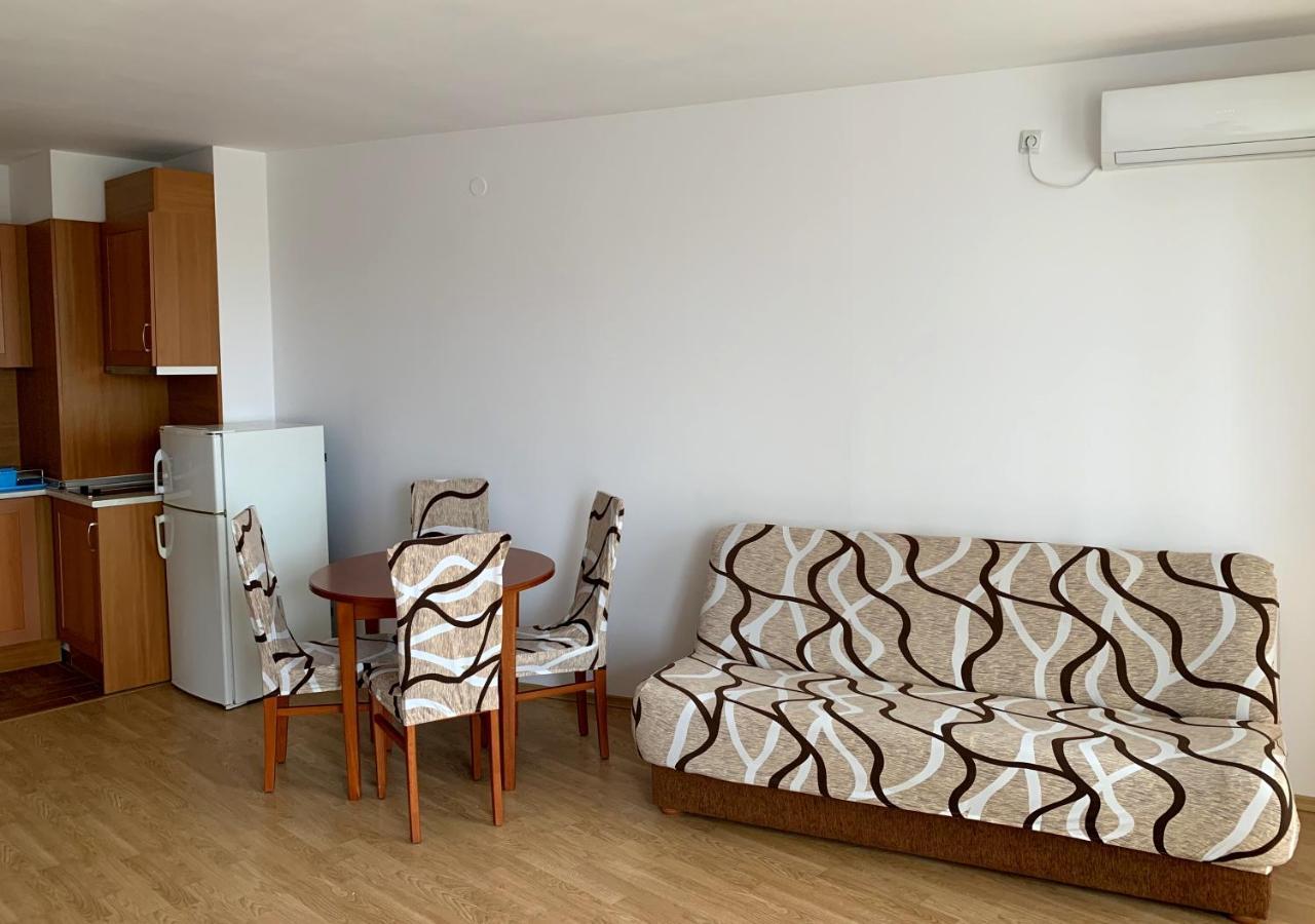 Riviera Fort Beach Apartments By Kalina Resort, Ravda Dış mekan fotoğraf