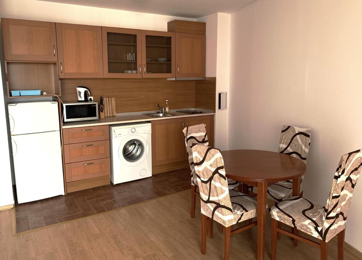 Riviera Fort Beach Apartments By Kalina Resort, Ravda Dış mekan fotoğraf