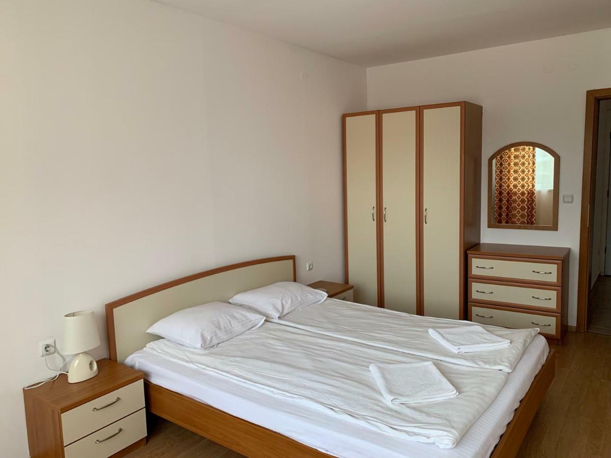 Riviera Fort Beach Apartments By Kalina Resort, Ravda Dış mekan fotoğraf