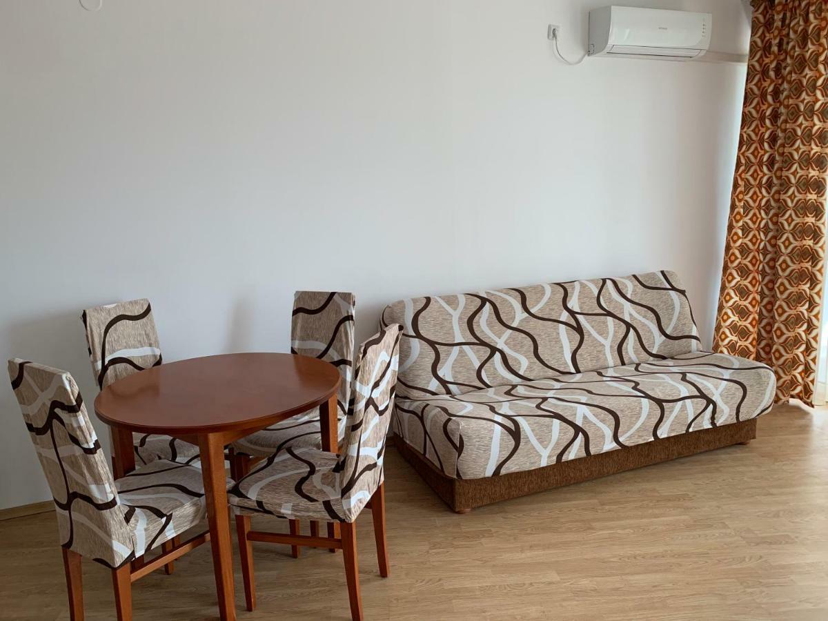 Riviera Fort Beach Apartments By Kalina Resort, Ravda Dış mekan fotoğraf